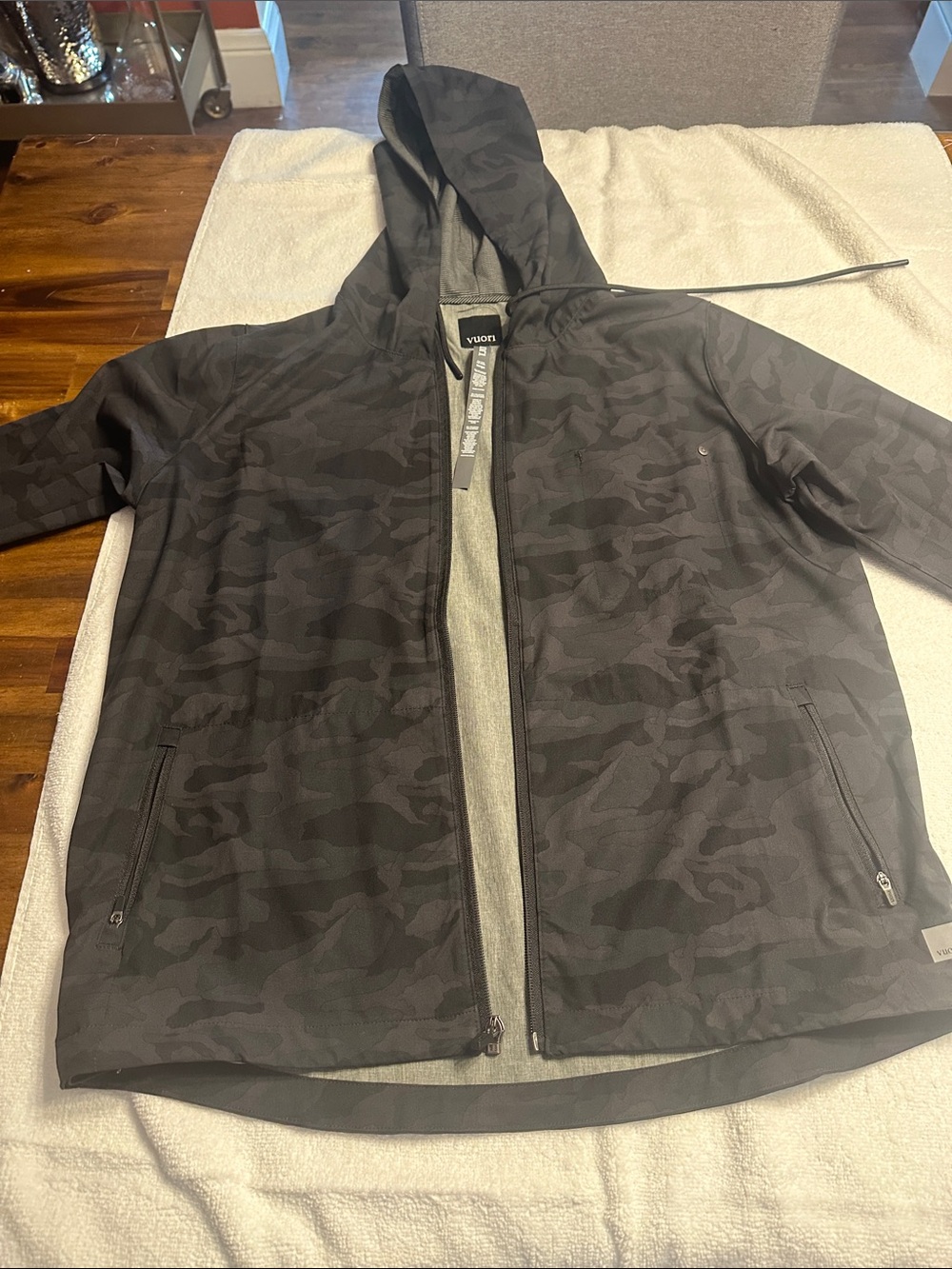 Vuori Women’s Black Camo Hooded Raincoat